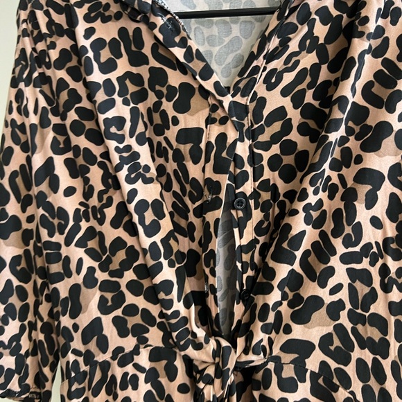 Beautiful and chic medi dress new no tag pit to pit 19 and 15 from waist - Picture 12 of 14